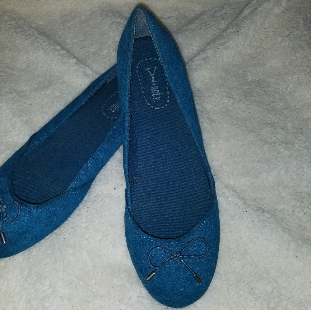 teal flats
